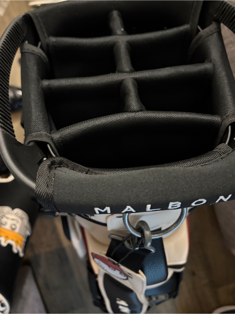 Malbon King of Hearts Stand golf bag w/matching towel. - Picture 5 of 15